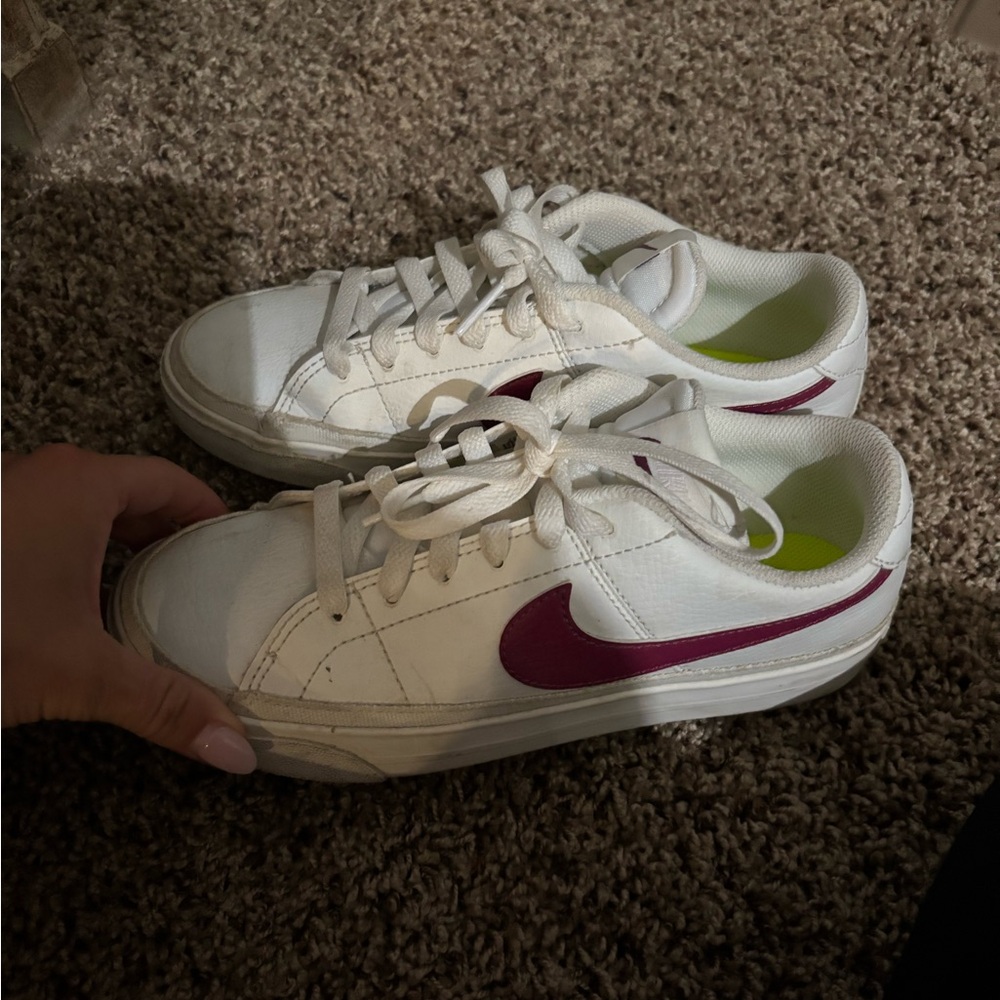 Nike Women's White and Burgundy Sneakers